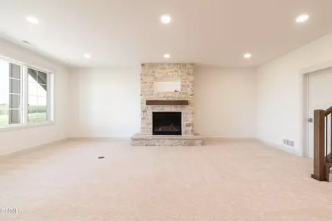 8519 Norman Pl, Bismarck, ND 58503 photo 31