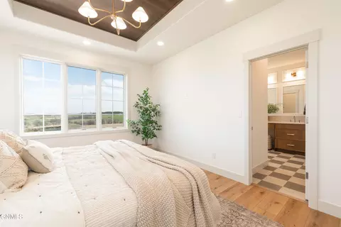 8519 Norman Pl, Bismarck, ND 58503 photo 22