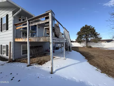 Exterior - 2310 17th Cir W, Williston, ND 58801 photo 9 of 9