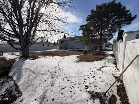 Exterior - 2310 17th Cir W, Williston, ND 58801 photo 6 of 9