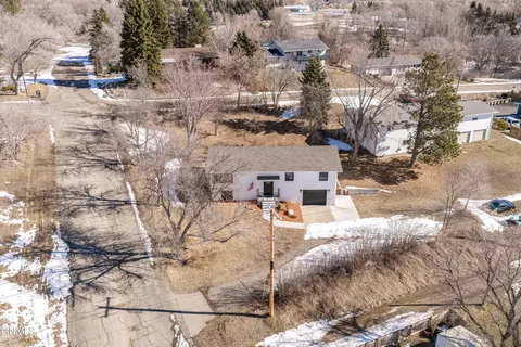 View/Area - 415 3rd St, Washburn, ND 58577 photo 2 of 4