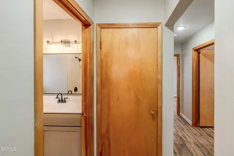 Entry Way - 415 3rd St, Washburn, ND 58577 photo 6 of 8