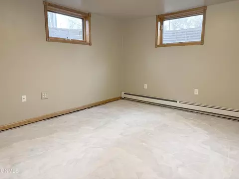 Bedroom - 1120 Keating Dr, Bismarck, ND 58501 photo 10 of 12