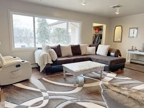 Living - 1120 Keating Dr, Bismarck, ND 58501 photo 5 of 7