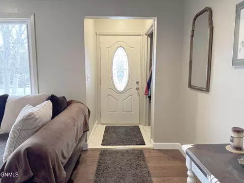 Entry Way - 1120 Keating Dr, Bismarck, ND 58501 photo 2 of 2