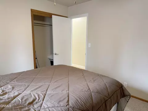 Bedroom - 1120 Keating Dr, Bismarck, ND 58501 photo 8 of 12