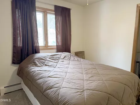 Bedroom - 1120 Keating Dr, Bismarck, ND 58501 photo 9 of 12