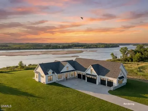 6224 Misty Waters Dr, Bismarck, ND 58503