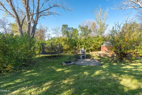 Exterior - 4813 E Roughrider Cir, Mandan, ND 58554 photo 3 of 17