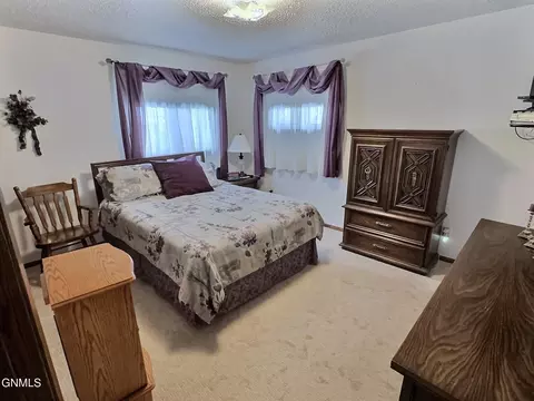 Bedroom - 1626 3rd St, Bismarck, ND 58504 photo 1 of 3