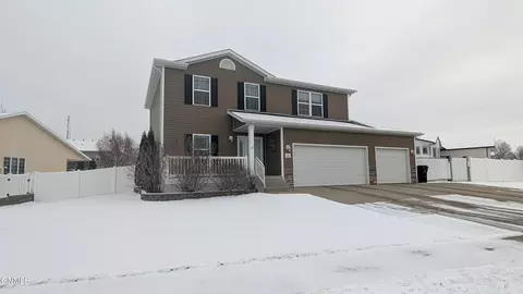 624 Brome Ave, Bismarck, ND 58503