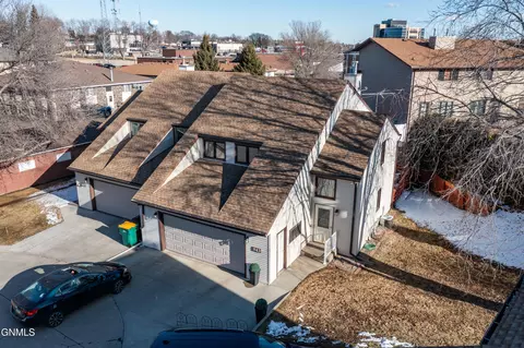 943 Central Ave, Bismarck, ND 58501