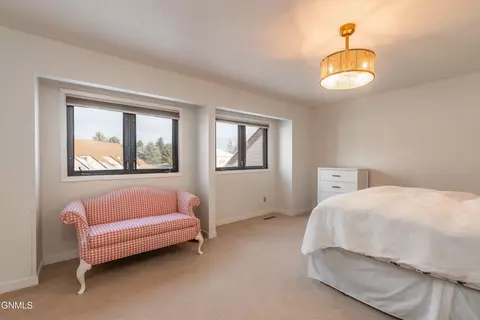 Bedroom - 943 Central Ave, Bismarck, ND 58501 photo 1 of 5