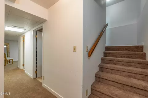Entry Way - 943 Central Ave, Bismarck, ND 58501 photo 3 of 3