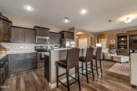 Kitchen - 4713 Normandy St, Bismarck, ND 58503 photo 3 of 4