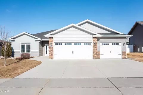 Exterior - 4713 Normandy St, Bismarck, ND 58503 photo 2 of 7
