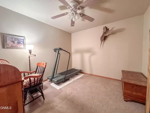 Bedroom - 453 Brandon Dr, Bismarck, ND 58503 photo 3 of 5