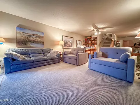 Living - 453 Brandon Dr, Bismarck, ND 58503 photo 6 of 6