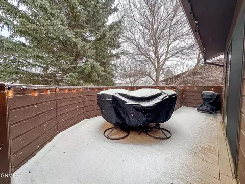 Exterior - 453 Brandon Dr, Bismarck, ND 58503 photo 4 of 5