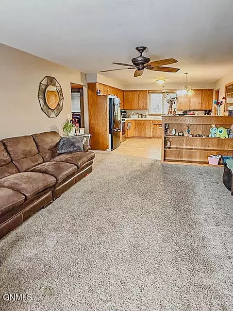 Living - 528 Capitol Ave, Bismarck, ND 58501 photo 2 of 2