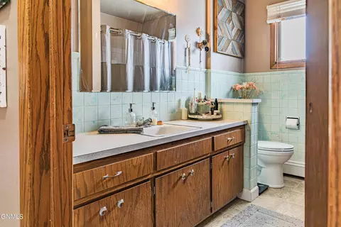 Bath - 528 Capitol Ave, Bismarck, ND 58501 photo 1 of 3