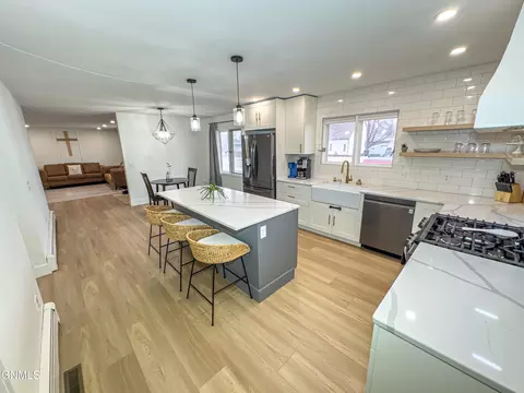Kitchen - 1413 1st Ave E, Williston, ND 58801 photo 3 of 7