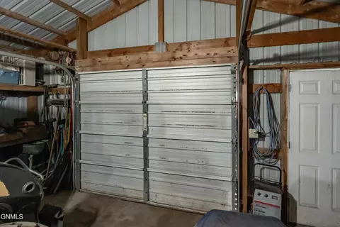 2591 Abbott Ln N, Mandan, ND 58554 photo 36