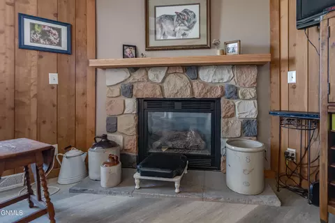 2591 Abbott Ln N, Mandan, ND 58554 photo 7