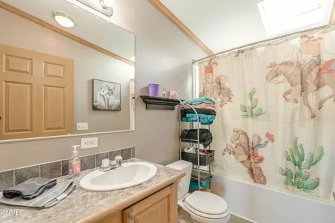 2591 Abbott Ln N, Mandan, ND 58554 photo 19
