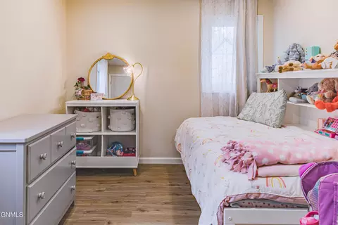 Bedroom - 215 2nd St SE, Garrison, ND 58540 photo 6 of 11