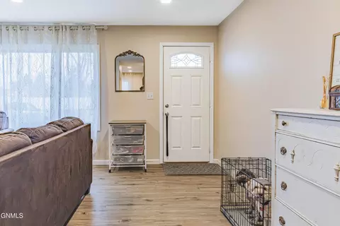 Entry Way - 215 2nd St SE, Garrison, ND 58540 photo 1 of 6