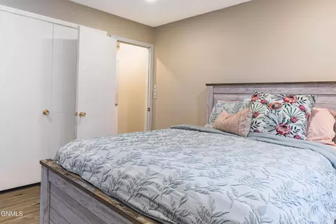 Bedroom - 215 2nd St SE, Garrison, ND 58540 photo 1 of 11