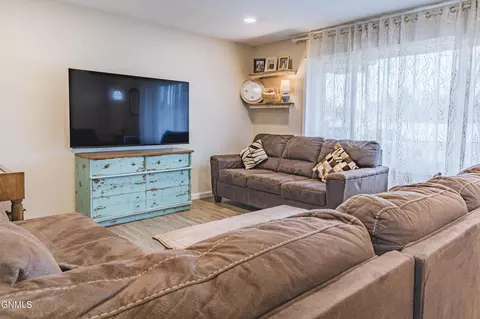 Living - 215 2nd St SE, Garrison, ND 58540 photo 3 of 4