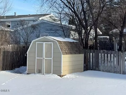 Other - 858 Elm Ave, Dickinson, ND 58601 photo 8 of 9