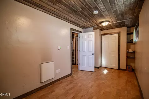Bedroom - 6890 51st Ave SW, Carson, ND 58529 photo 7 of 7