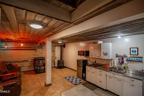 Kitchen - 6890 51st Ave SW, Carson, ND 58529 photo 5 of 7