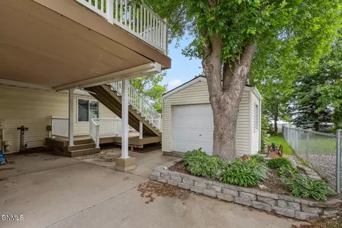 Exterior - 1002 Turnpike Ave E, Bismarck, ND 58501 photo 5 of 5