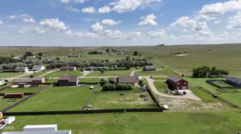 View/Area - 5481 Sweet Clover Ln, Williston, ND 58801 photo 4 of 5