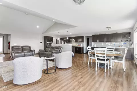 Entry Way - 5481 Sweet Clover Ln, Williston, ND 58801 photo 2 of 3