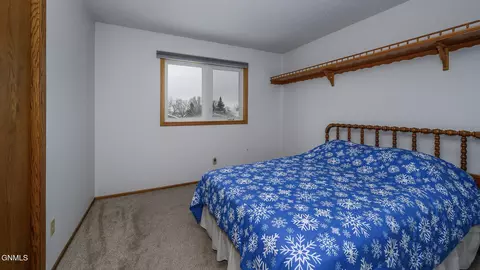 919 Turnpike Ave E, Bismarck, ND 58501 photo 23