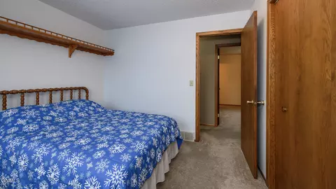 919 Turnpike Ave E, Bismarck, ND 58501 photo 22