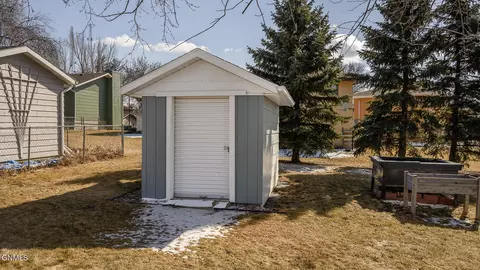 919 Turnpike Ave E, Bismarck, ND 58501 photo 18