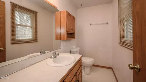 919 Turnpike Ave E, Bismarck, ND 58501 photo 24