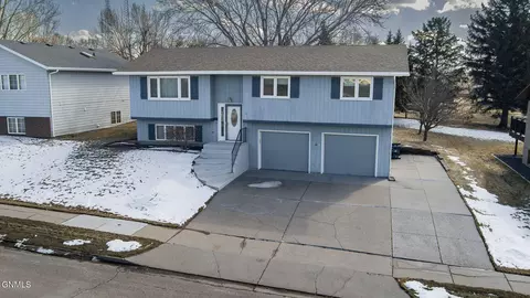 919 Turnpike Ave E, Bismarck, ND 58501 photo 40