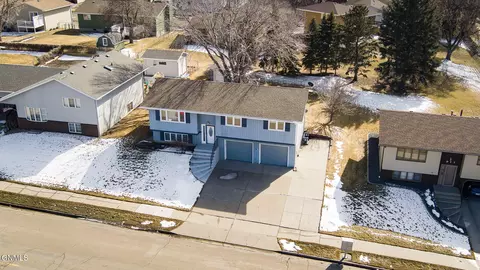 919 Turnpike Ave E, Bismarck, ND 58501 photo 7