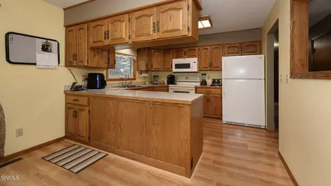 919 Turnpike Ave E, Bismarck, ND 58501 photo 14