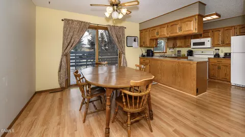 919 Turnpike Ave E, Bismarck, ND 58501 photo 12