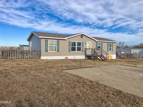 3816 22nd Ave W, Williston, ND 58801