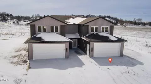 1726 Heart Ridge Loop SE, Mandan, ND 58554