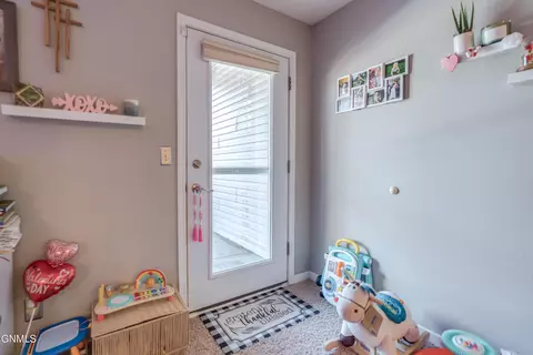 Entry Way - 4500 Sundancer Loop SE, Mandan, ND 58554 photo 3 of 3